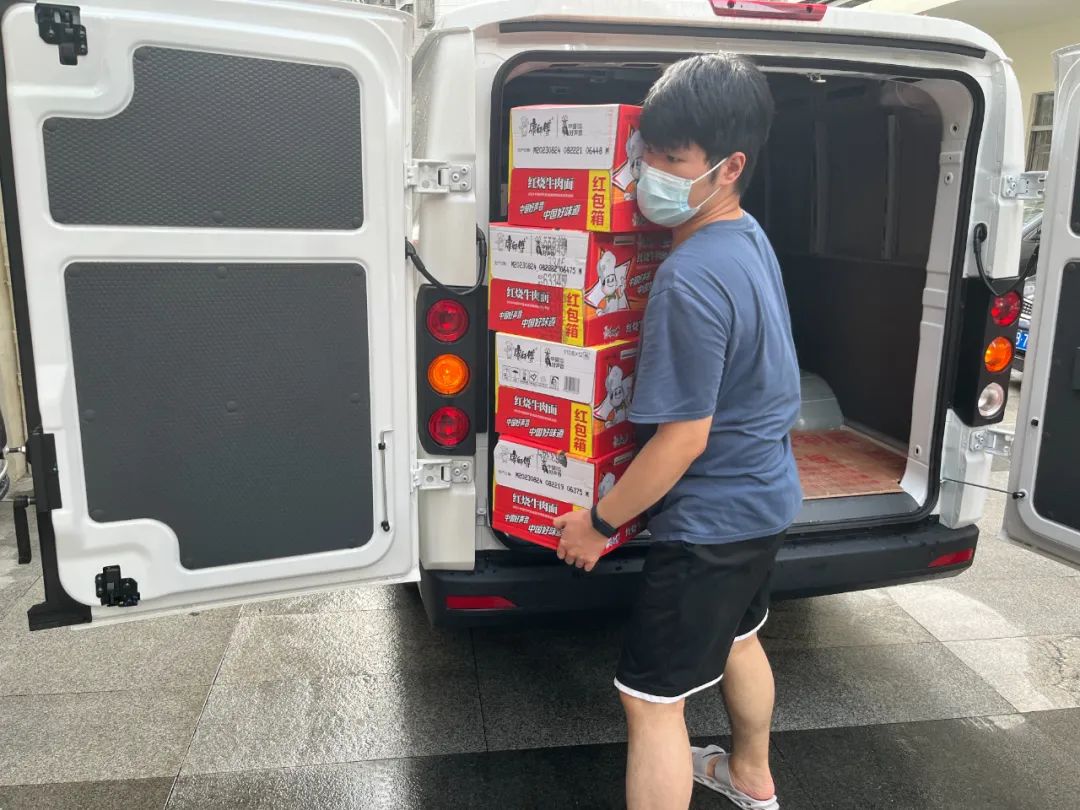 全力以赴，防洪防汛丨中裝建設(shè)積極支援防洪防汛一線
